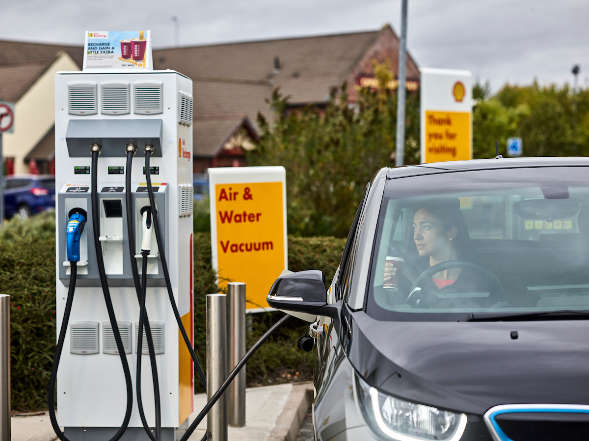 Shell opens its first EV charging points in the UK